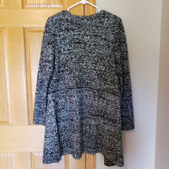 Roz & Ali Cardigan - Picture 4 of 6